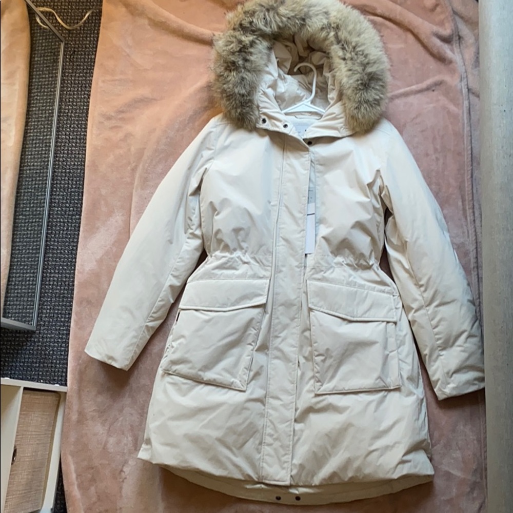 Brand New White Igloo Woolrich Winter Coat